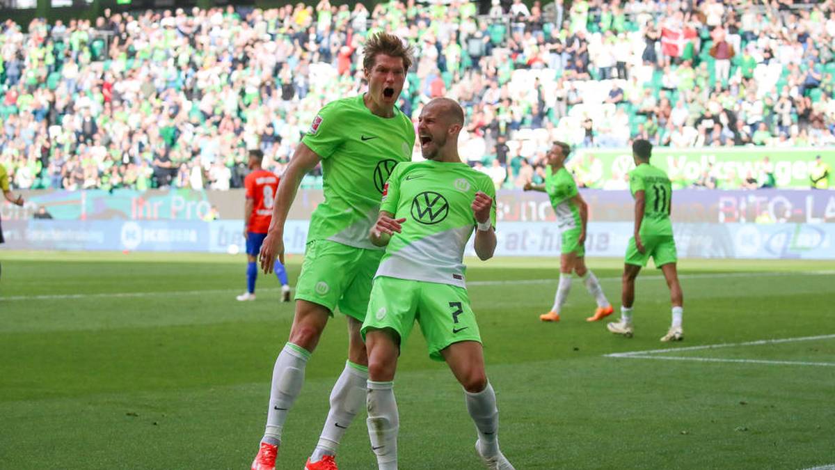 Nach dem Trainerwechsel haben die Spieler vom VfL Wolfsburg wieder Grund zum Jubeln