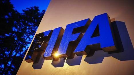 FBL-FIFA-CORRUPTION-BLATTER