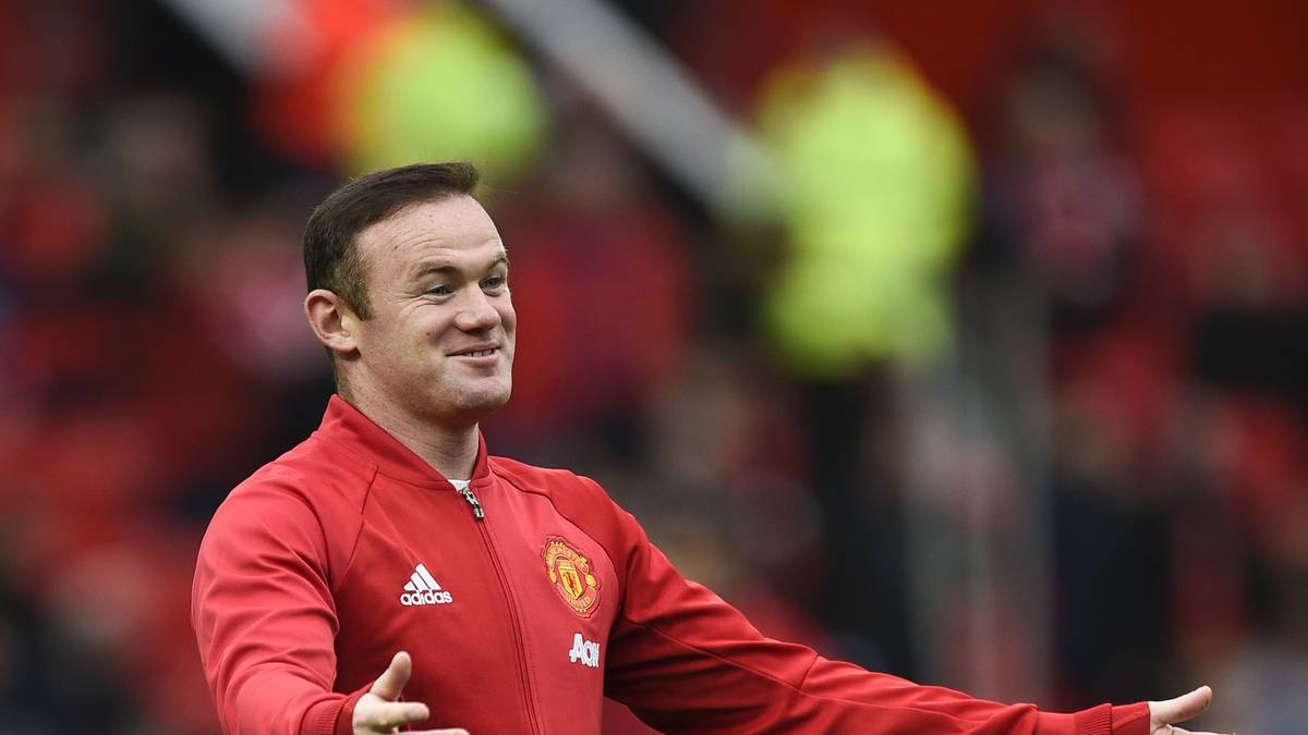 PLATZ 9: Wayne Rooney, Manchester United, 16,7 Mio. Euro: Rooney steht noch vor seinem Sturmkollegen Zlatan Ibrahimovic (ca. 14 Mio. Euro brutto , ist aber dennoch nicht der beste United-Verdiener