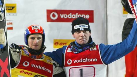 Janne Ahonen (r.) und Jakub Janda siegten im Doppelpack