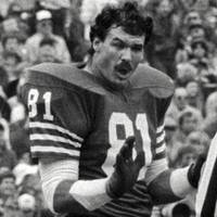Russ Francis, der 1985 an der Seite von Ikone Joe Montana den Super Bowl gewann, ist bei einem Flugzeugunglück ums Leben gekommen. 