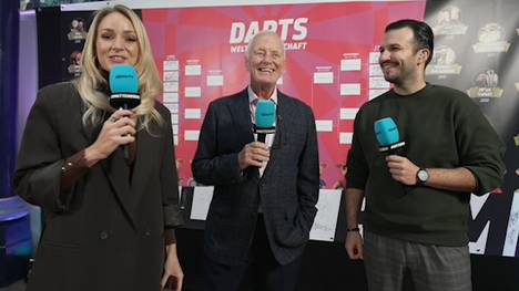 Barry Hearn spricht in einem emotionalen Interview bei SPORT1 von der Preisgeldentwicklung der WM, der Darts-Entwicklung rund um den Globus und den Stolz auf "sein Baby". 
