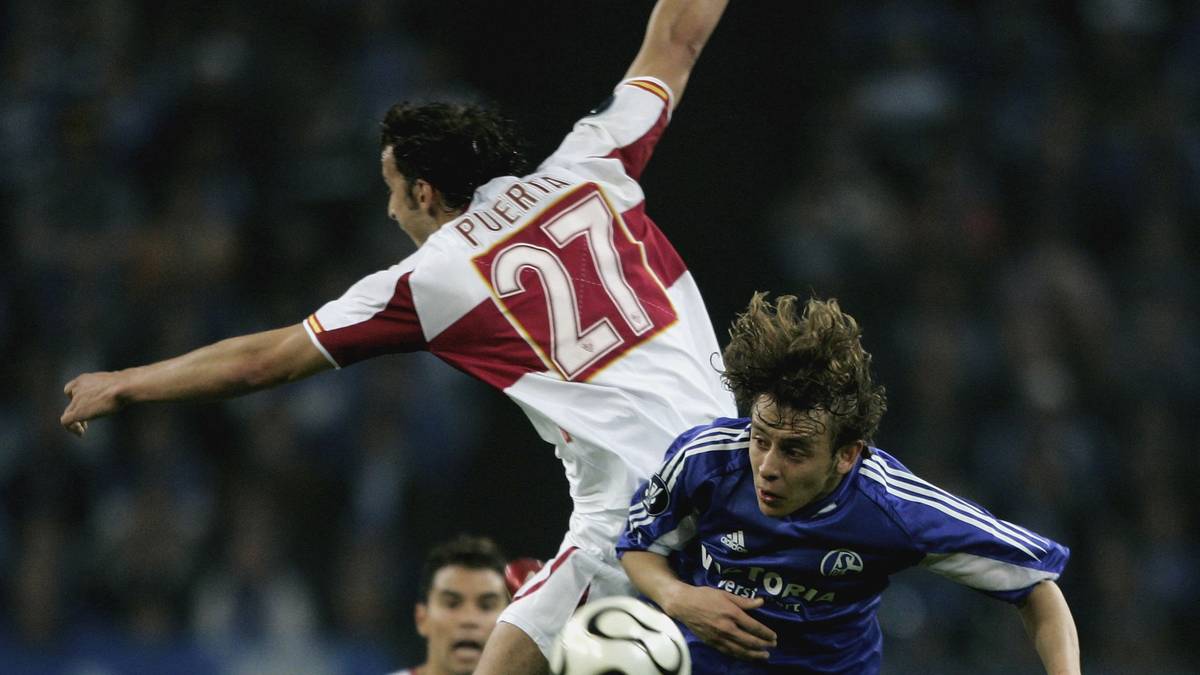 Die Sevilla-Fans skandieren nach dem Spiel "Schalke, Schalke" - seitdem verbindet beide Fangruppen eine Fan-Freundschaft

