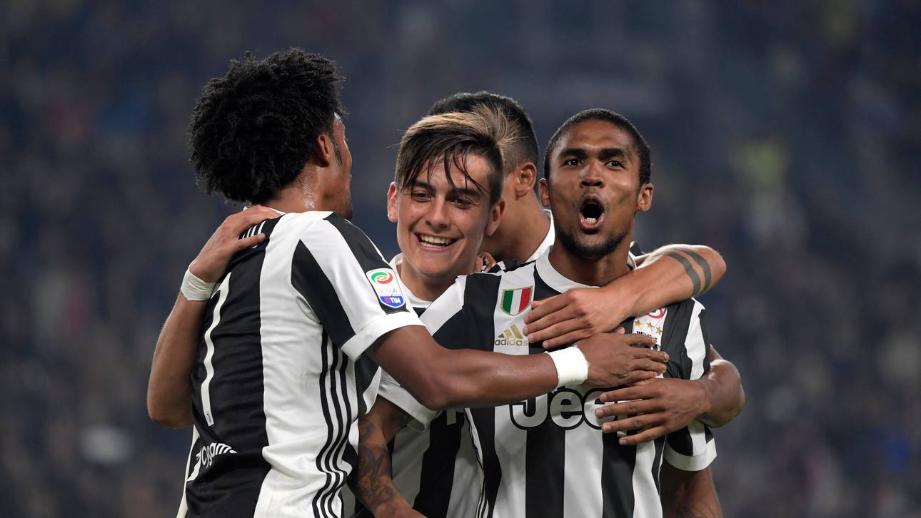 Juve bleibt Neapel auf den Fersen