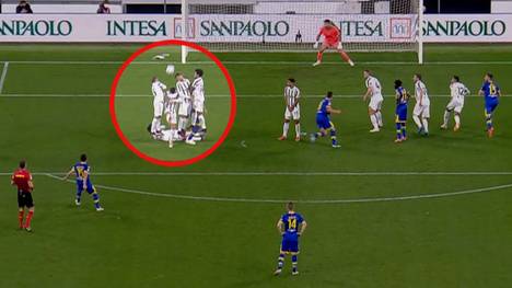 Juve feiert einen 3:1-Sieg gegen Parma. Dabei mussten die Turiner einen Rückstand aufholen - weil Superstar Ronaldo bei einem Freistoß nicht wie seine Kollegen in der Mauer hochsprang.