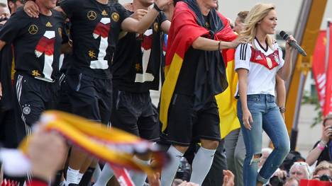 Tritt Helene Fischer nach der WM-Party auch auf einer Nichtabstiegsfeier auf?