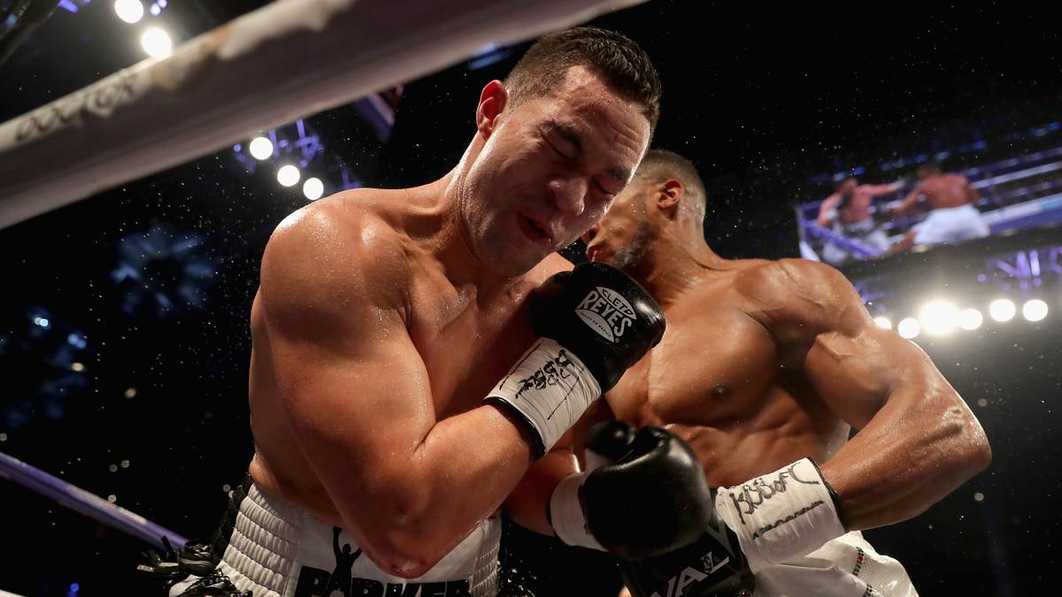 Die Treffer zeigten Wirkung: Parker scheint ab der achten Runde langsam die Kraft auszugehen.