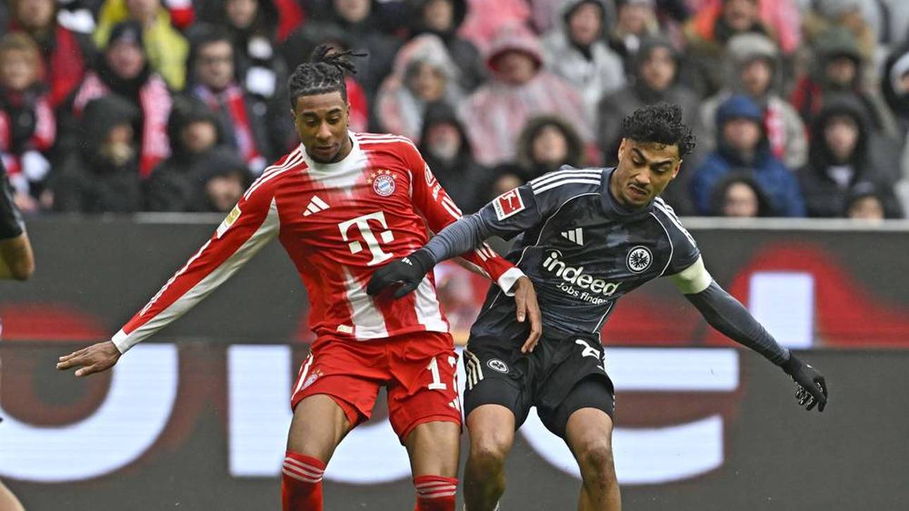 Zukünftige Teamkollegen? Bayerns Michael Olise und Frankfurts Nathaniel Brown