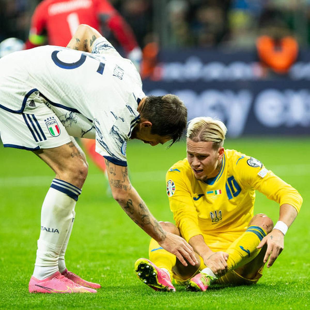 Italien zittert sich zur EM Doch eine VAR-Entscheidung in der Nachspielzeit sorgt für Aufregung