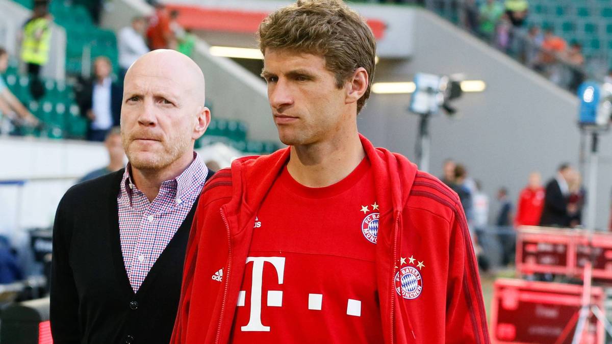 Thomas Müller sitzt bei Bayern gegen Manchester City nur auf der Bank