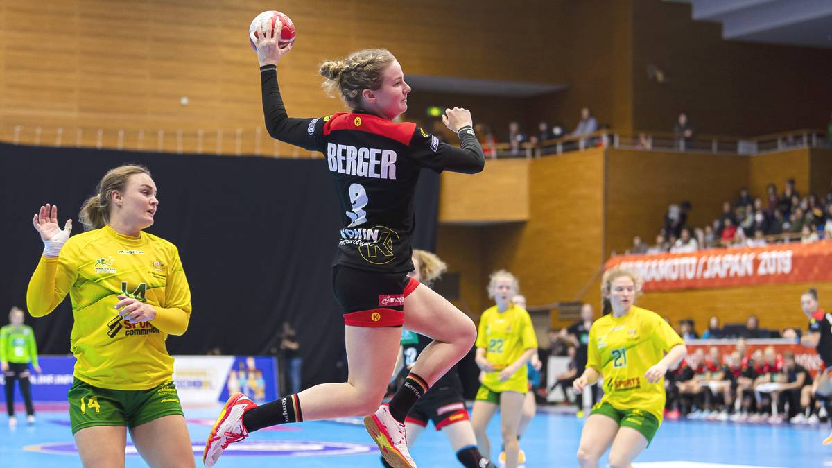 AMELIE BERGER (Außen) - Mit 20 Jahren das Küken im Kader. Die Außenspielerin aus Bietigheim sorgt auf der rechten Seite für Torgefahr  