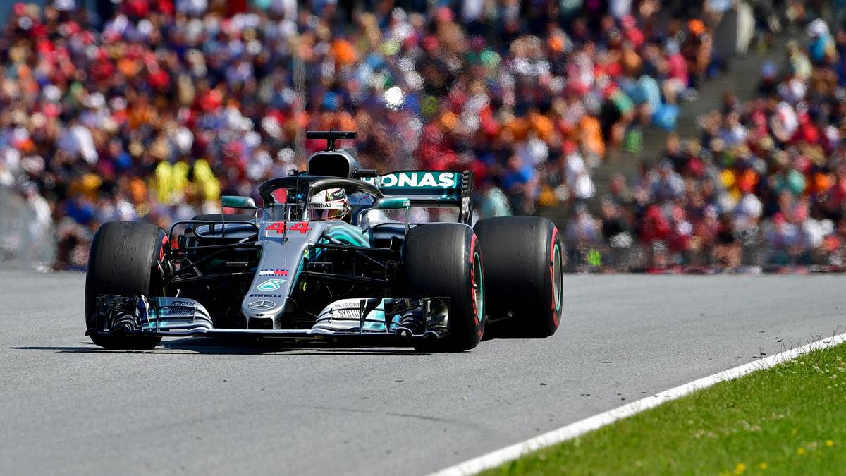 RENNEN 9 - ÖSTERREICH: Das Alpenrennen wird zu einem Mercedes-Debakel. Erst scheidet Valtteri Bottas mit technischen Problemen aus, dann läuft es auch bei Lewis Hamilton nicht mehr rund
