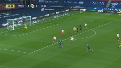 Souverän und am Ende wunderschön erfüllt PSG gegen Olympique Nimes seine Pflichtaufgabe. Kylian Mbappé sorgt mit seinem 3:0 für das Highlight des Abends.