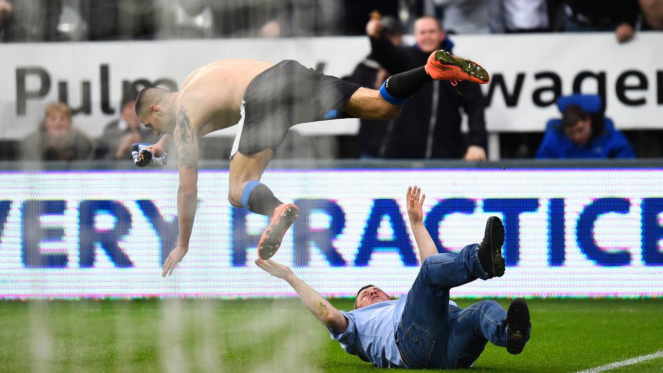 Newcastle-Profi von Fan umgegrätscht