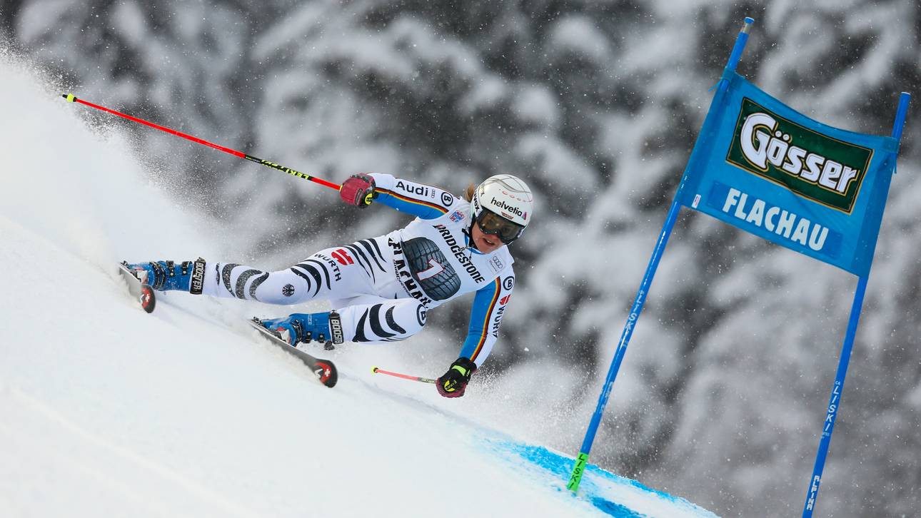 Rebensburg rast zum ersten Saisonsieg