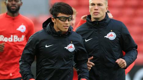 Hee-Chan Hwang (M.) fehlte beim Auftakt von RB Leipzig