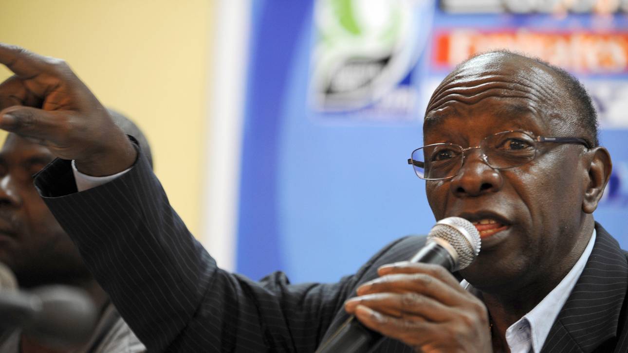 Warner attackiert Blatter scharf