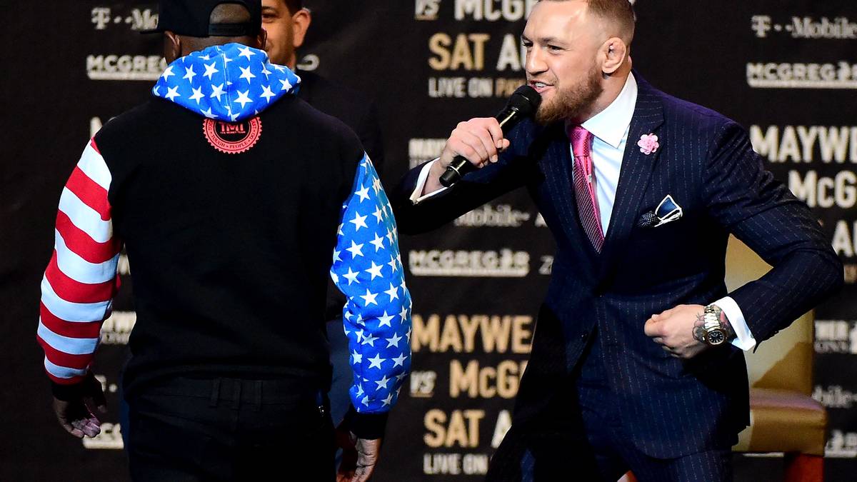 Er werde den Box-Champion spätestens in der vierten Runde auf die Bretter schicken, tönt der Ire, der natürlich auch noch über Mayweathers angebliche Steuerschulden spottet. "Floyd, zahl lieber deine Steuern", fordert er den Box-Star auf