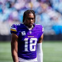 Die Minnesota Vikings bleiben weiter vom Verletzungspech verfolgt. Diesmal erwischt es Justin Jefferson. Der Receiver kommt erst aus einer Verletzungspause zurück.