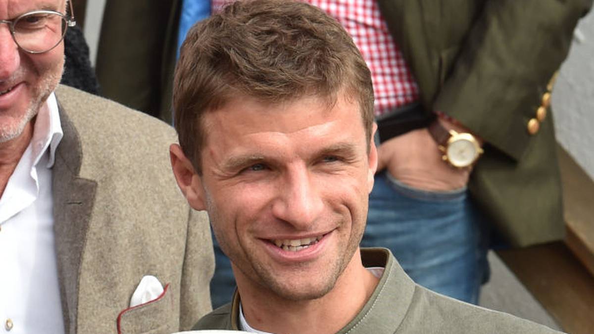 Das Bayern-Sorgenkind hat sein Lächeln wieder: Thomas Müller, kürzlich noch von Kovac gewissermaßen zum Notnagel degradiert