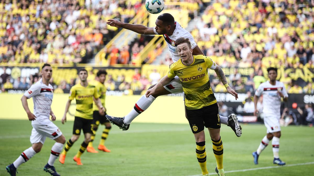 PLATZ 2: BORUSSIA DORTMUND - Um Zweikämpfe von Borussia Dortmund im Signal Iduna Park vor Ort zu sehen, müssen Fans tief in die Tasche greifen: die Dauerkarte für einen Stehplatz ist am teuersten (215 Euro), der Sitzplatz ist der zweitteuerste der Liga (398 Euro). Der teuerste Sitzplatz ist mit 746 Euro auch kein Schnäppchen. Da bleibt nur ein Verein, der mehr verlangt...