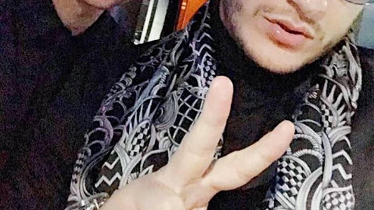 In seiner Freizeit umgibt sich der Mittelfeldspieler mit lässigen Leuten. Auf der Geburtstagsfeier von Teamkollege Neymar feiert er mit DJ Snake