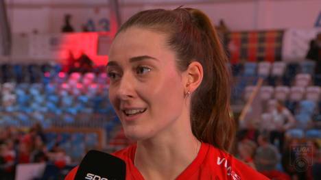 Der Dresdner SC schlägt den SC Potsdam im Spitzenspiel denkbar knapp. Zuspielerin Sarah Straube gibt nach der Partie Einblick in eine anstrengende Woche und verrät, wie die Marschroute nach dem Pokalaus für das Spitzenspiel aussah.