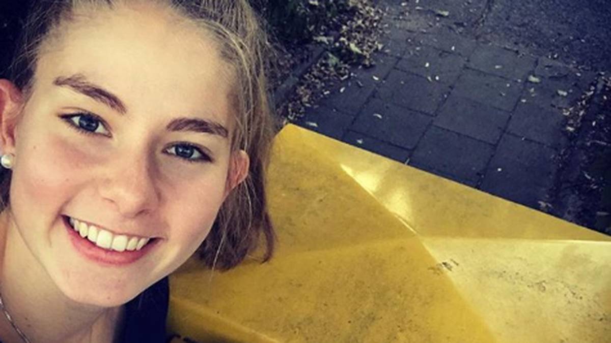 PIA KÄSTNER: Die 20-Jährige ist das Nesthäkchen Im Team von Trainer Giannis Athanasopoulos. Im vergangenen Herbst war "Deutschlands Zuspielerin der Zukunft" Teil des WM-Kaders von Bundestrainer Felix Koslowski