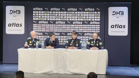 Juri Knorr verletzt sich beim deutschen WM-Auftakt der Handballer am Knie. DHB-Teammanager Benjamin Chatton gibt vor dem zweiten Gruppenspiel gegen die Schweiz ein Update.