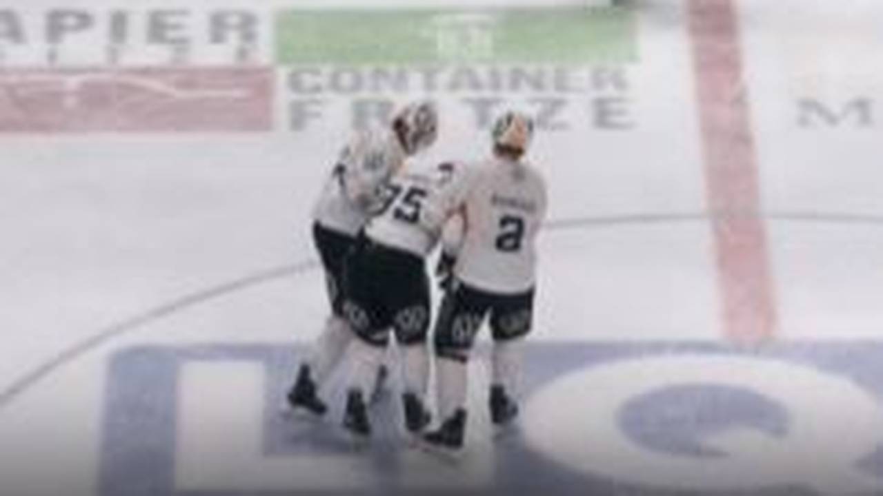 Eisbären Berlin - Grizzlys Wolfsburg (Highlights)