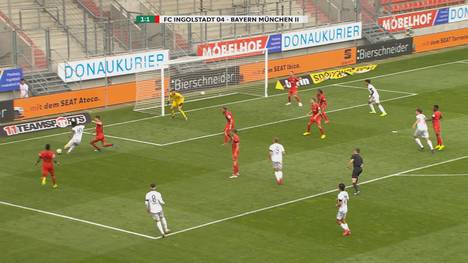 Nach zwei grundverschiedenen Halbzeiten gewinnt der FC Bayern München spät mit 2:1 beim FC Ingolstadt. Kurz vor Schluss leitet Kwasi Okyere Wriedt den entscheidenden Siegtreffer mit einer starken Einzelaktion ein.