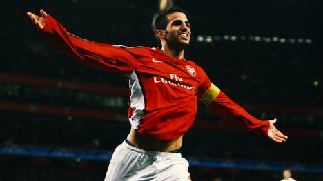 Cesc Fàbregas ist spanischer und englischer Meister, Arsenal-Legende, Welt- und Europameister, 33 Jahre alt, aber mehr oder weniger von der ganz großen Bühne verschwunden.