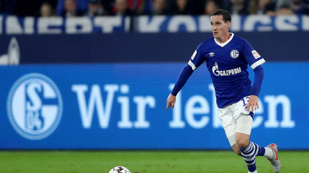 SEBASTIAN RUDY (am 27.8.2018): Nur eine Saison lang ist der Mittelfeldspieler bei den Bayern aktiv, ehe er als Königstransfer bei Schalke einen Vierjahresvertrag unterschreibt. Doch bei den Königsblauen wird Rudy überhaupt nicht glücklich und schließt sich im Sommer 2019 auf Leihbasis wieder seinem alten Klub TSG 1899 Hoffenheim an