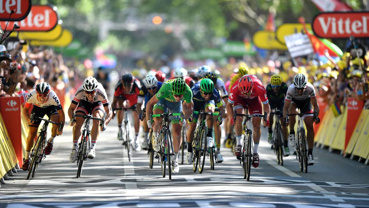 Auf den letzten Metern kommt es schließlich zum Massensprint