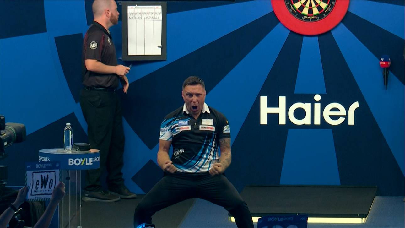 Price überragt im Halbfinale
