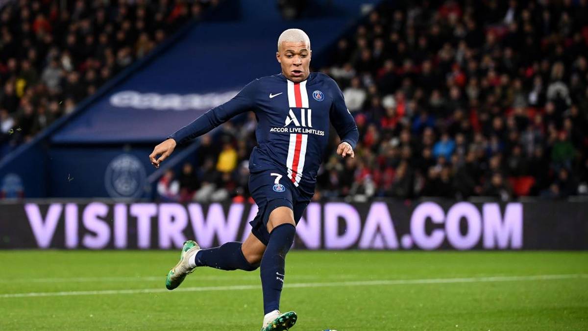 1. KYLIAN MBAPPÉ (Paris Saint Germain, 265,2 Millionen): Der Franzose ist der wertvollste Spieler der Welt. Schon vor einem Jahr überholte er Lionel Messi und Neymar im Ranking und ist immer noch erst 21 Jahre jung...