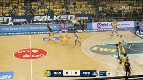 Spiel Highlights zu EWE Baskets Oldenburg - SKYLINERS Frankfurt