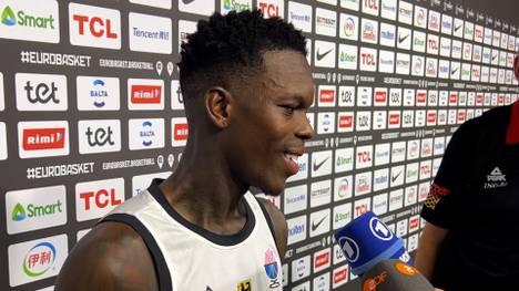 Nach dem Sieg der deutschen Basketball-Nationalmannschaft gegen Slowenien bei der FIBA EuroBasket 2025 spricht Dennis Schröder über den Geburtstag seiner Mutter und eine Schlüsselszene.