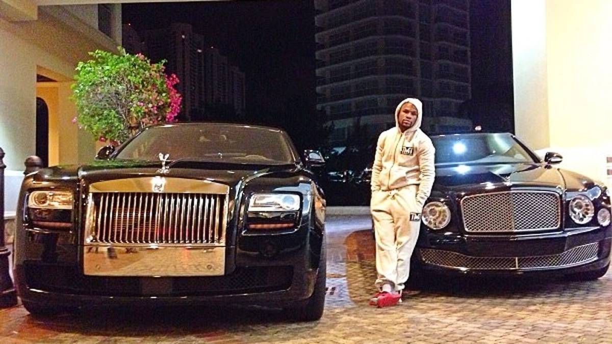 Zu Mayweathers imposantem Fuhrpark gehören auch ein Rolls Royce Ghost und ein Bentley Mulsanne
