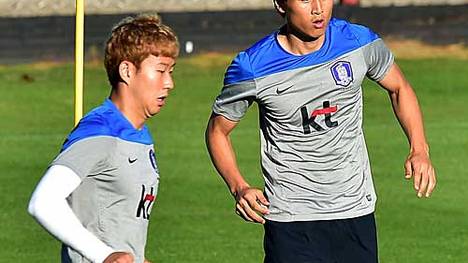 Son Heung-Min (l.) und Koo Ja-Cheol starten für Südkorea beim Asien-Cup