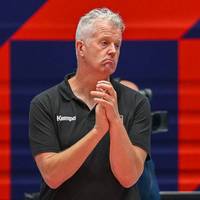 Bundestrainer Vital Heynen hat sein Amt als Volleyball-Bundestrainer der Frauen mit sofortiger Wirkung niedergelegt, auf ihn folgt Alexander Waibl.