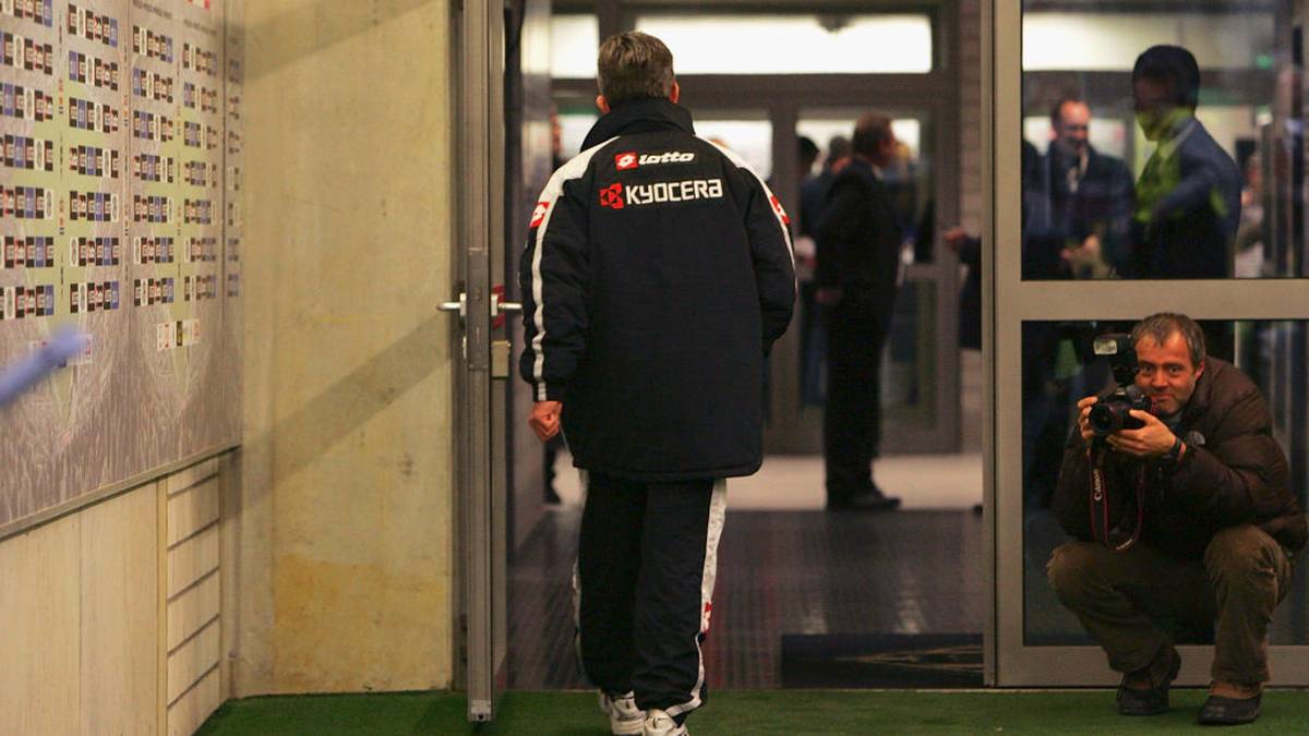 Weniger erfolgreich lief eine andere Rückkehr: die zu Borussia Mönchengladbach, wo zwischen 1979 und 1987 seine Trainerkarriere begann. 2006 holte die Borussia die Legende zurück, geriet mit ihr aber in Abstiegsnot. Heynckes trat Anfang 2007 zurück, auch weil er Morddrohungen erhielt 