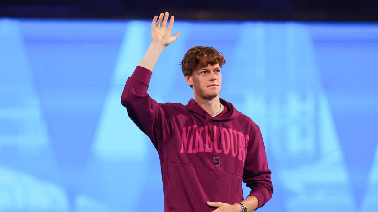 Sinner siegt bei umstrittenem Event