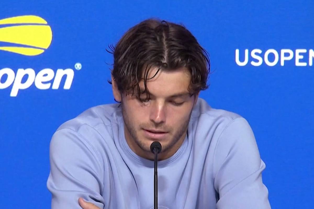 Nach seinem Viertelfinalsieg in vier Sätzen gegen Alexander Zverev erklärt Taylor Fritz, wie wiederholte Erfahrungen in entscheidenden Matches ihm mehr Gelassenheit und Selbstvertrauen gegeben haben.