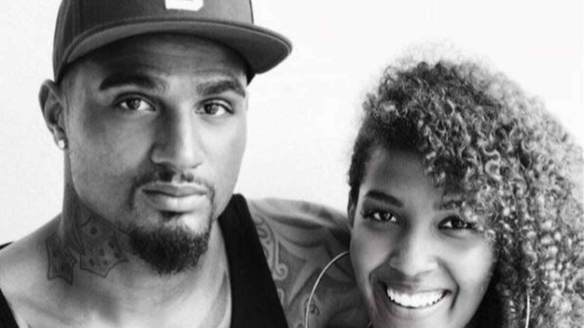 Im Netz präsentiert sich die 24-Jährige mit ihrem Halbbruder Kevin-Prince...