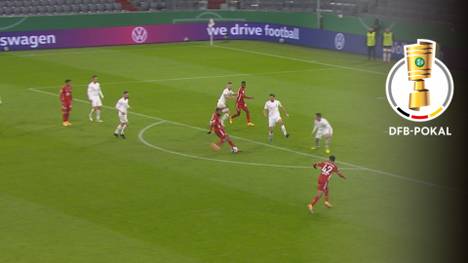 Der FC Bayern hat mit dem Fünftligisten 1. FC Düren Mühe. Neuzugang Eric Maxim Choupo-Moting führt die Münchner letztlich aber zu einem ungefährdeten Sieg.