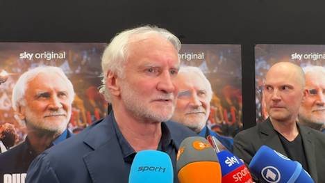 Can Uzun verzückt bei Eintracht Frankfurt gerade Fußballdeutschland. Für den DFB wird das Talent aber nicht auflaufen. Sportdirektor Rudi Völler erklärt warum.