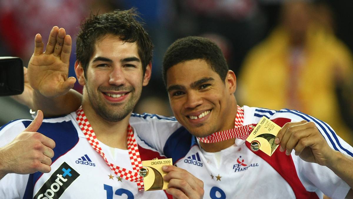 Gemeinsam mit seinem kongenialen Partner Daniel Narcisse (r.) dominiert Karabatic die WM, seine Franzosen verlieren nur in der Vorrunde gegen Kroatien. Im Finale haben letztere dann aber keine Chance und unterliegen mit 19:24. Frankreich stellt zudem die beste Abwehr des Turniers