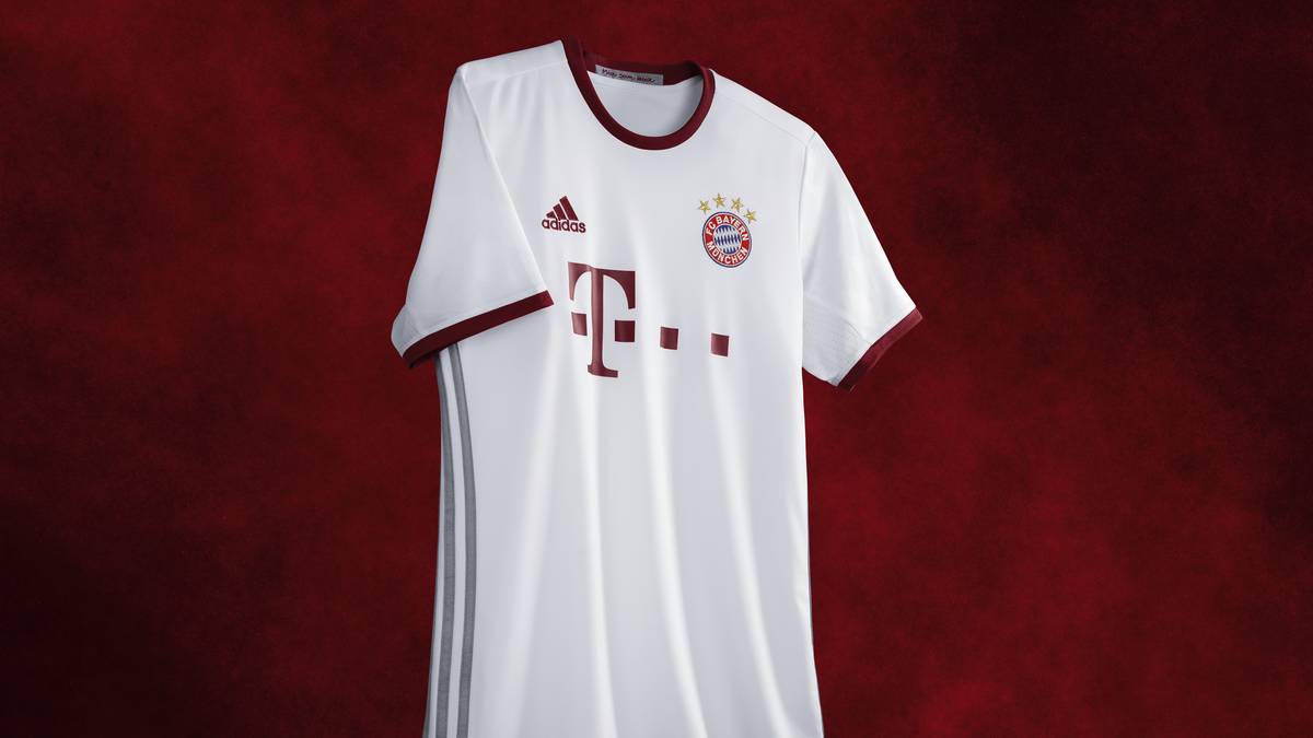 auf das weiße Ballett treffen. Mit diesem Outfit treten die Bayern in der Königsklasse an