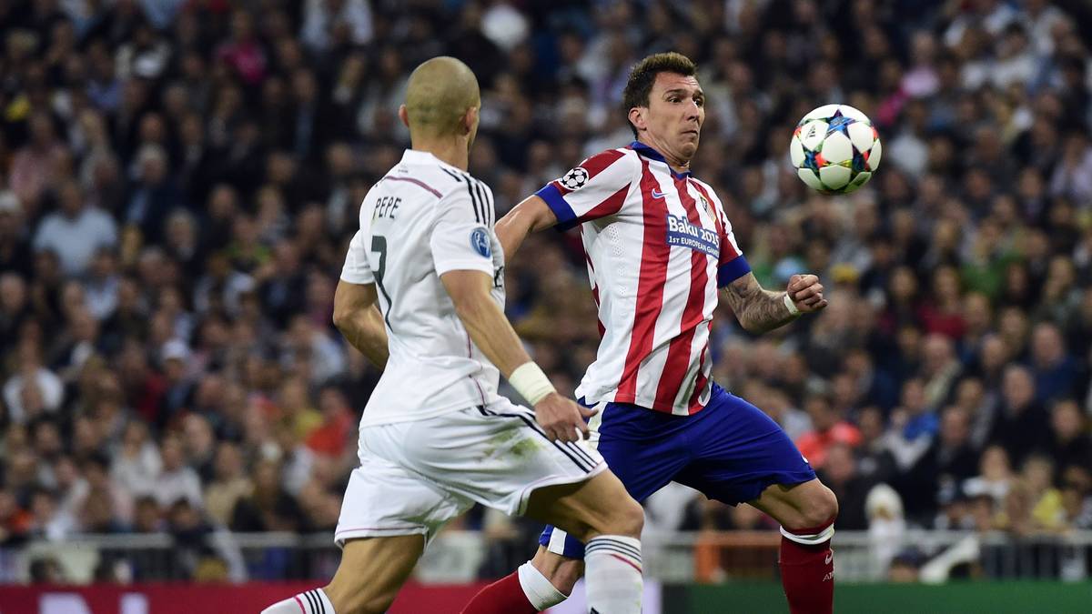 MARIO MANDZUKIC: Im Hinspiel von den Gegnern blutig gecheckt. Wirkte diesmal wie von einer Valiumtablette ruhig gestellt. Von der berüchtigten Aggressivität des Ex-Bayern war nur wenig zu sehen. SPORT1-Note: 4